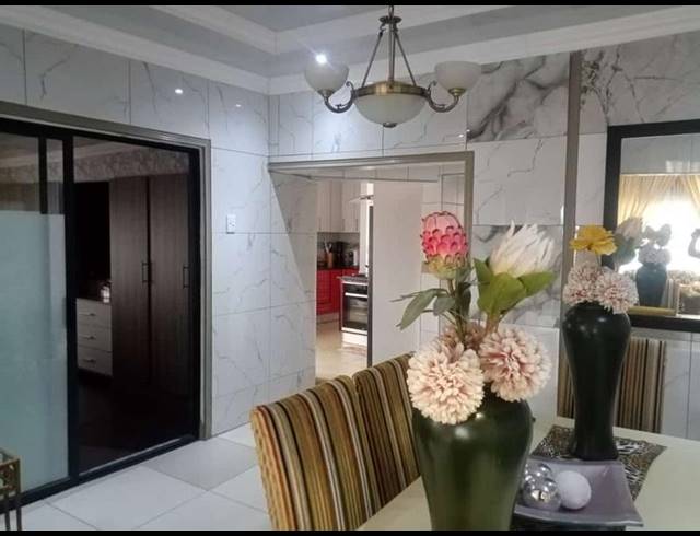 2 BEDROOM HOUSE FOR SALE IN KAALFONTEIN